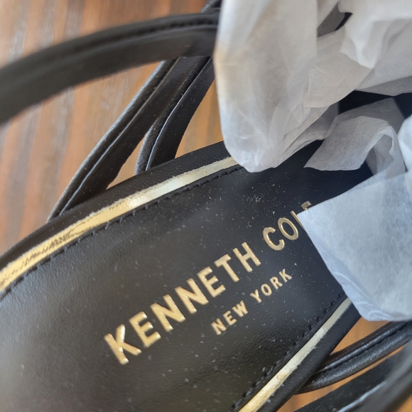 Kenneth Cole Black Women\'s Heels